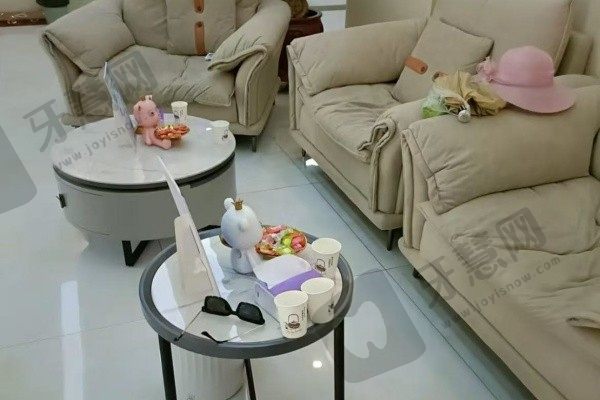 吉林长春爱馨口腔门诊部(红旗街店)沙发