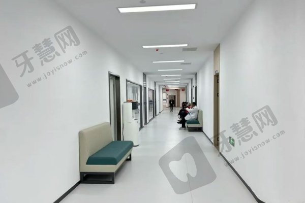 昆明团圆口腔医院医生团队实力