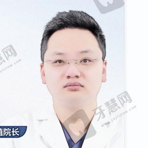 哈尔滨团圆口腔医院刘向医生