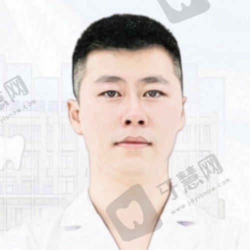 哈尔滨团圆口腔医院杜新春医生