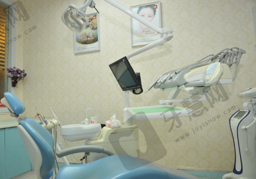 深圳北大医院口腔科种植牙价格多少钱？价格表公布，内附科室、医生资料！