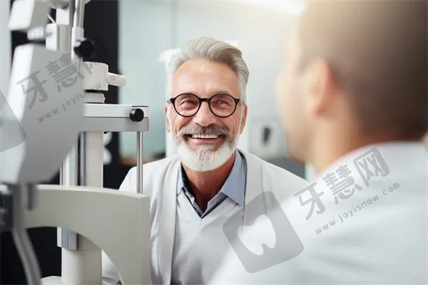 重庆佰视佳眼科医院靠谱吗？正规团队技术在线口碑好可预约