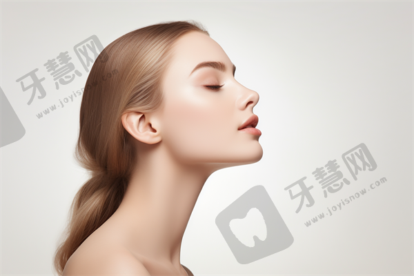 万国口腔牙齿矫正价格与选择