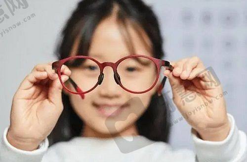 北京美诗沁微创祛眼袋价格低至3980元，专业团队定制方案效果持久