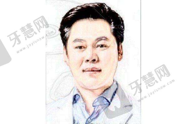 二、张晓山院长领衔：东莞华厦眼科视网膜脱离诊疗团队实力解析