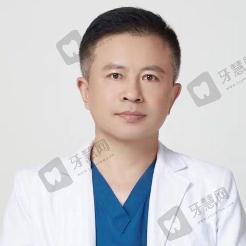 管连斌