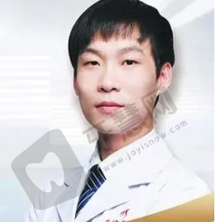 何鸿智