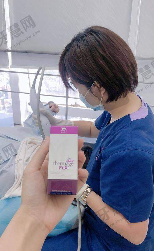 线上预约韩国皮肤科怎么预约——清潭anz皮肤科：宝妈优选！院长亲诊+儿童休息室