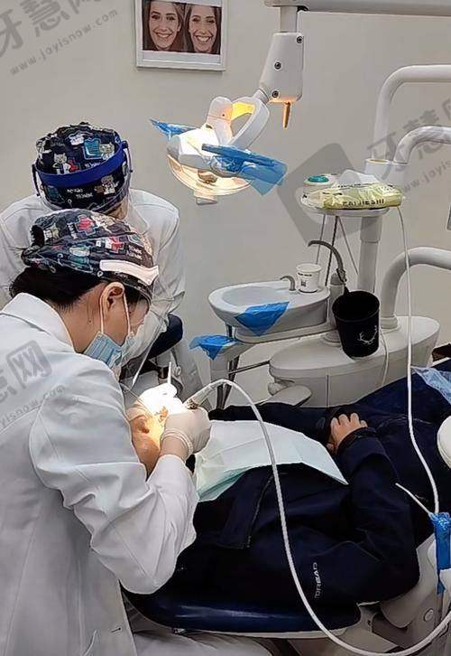 二、北京三和欢乐口腔诊所擅长的手术项目