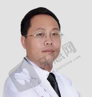 王新磊