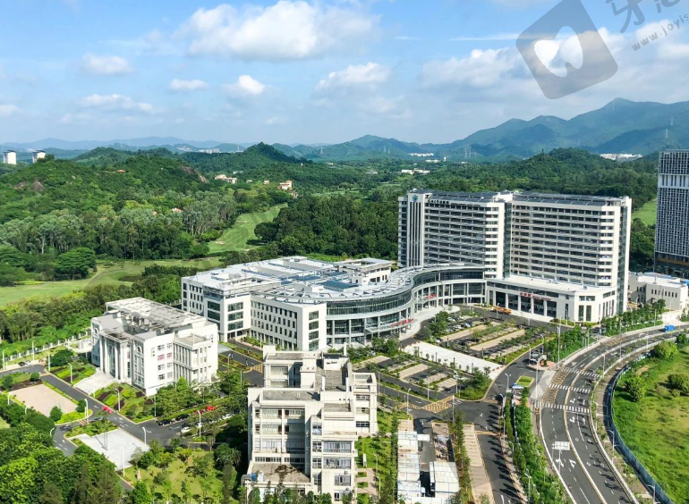 深圳大学总医院眼科
