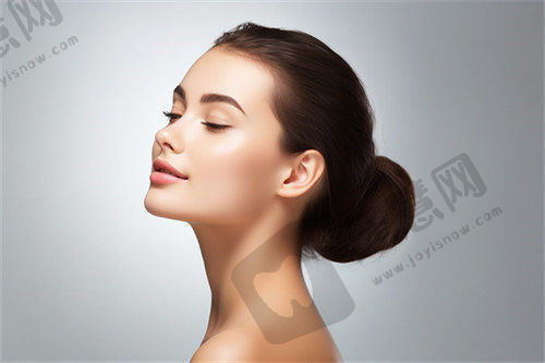 西安唐都医院整形价格表查询，含眼部/鼻部整形价目及祛眼袋费用参考